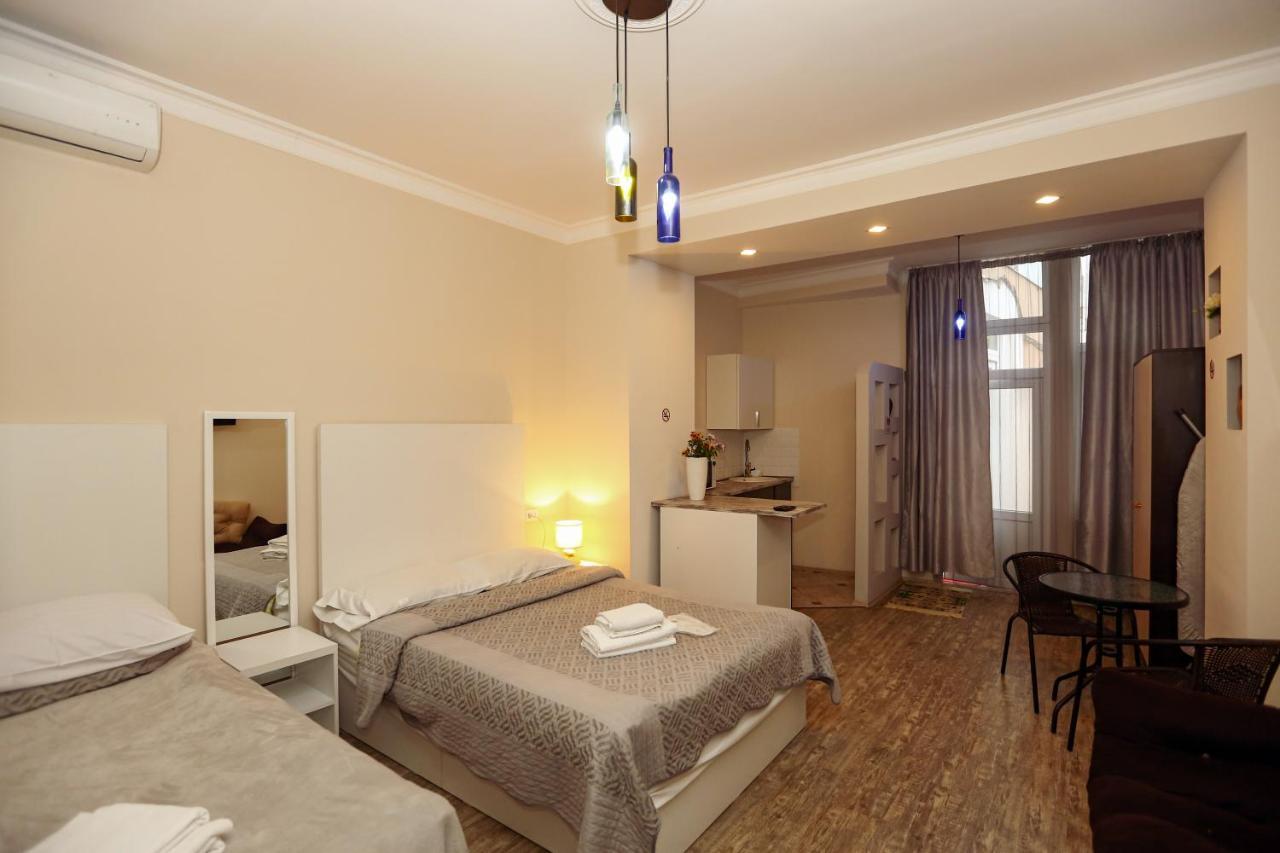 Family Apartment In Avlabari Tbilisi Eksteriør bilde