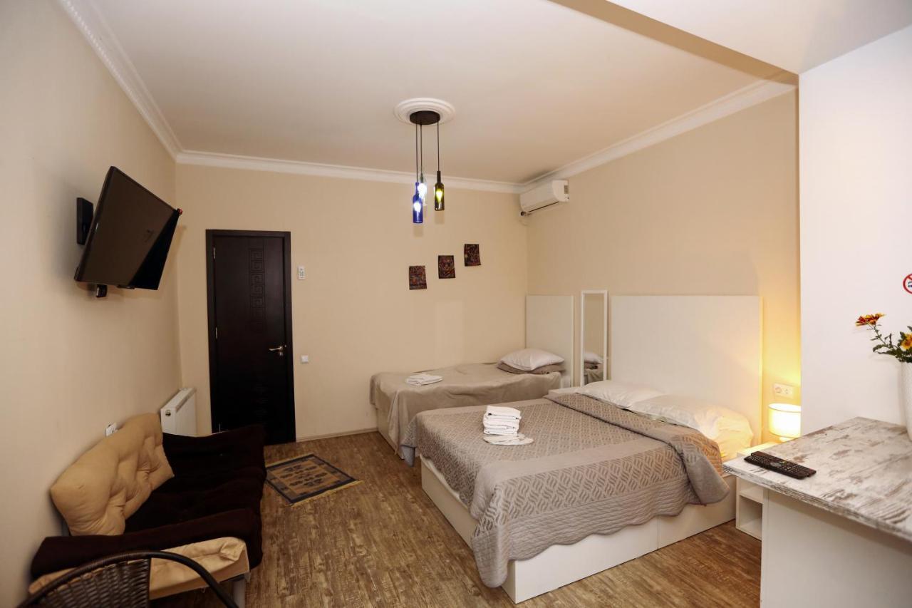 Family Apartment In Avlabari Tbilisi Eksteriør bilde