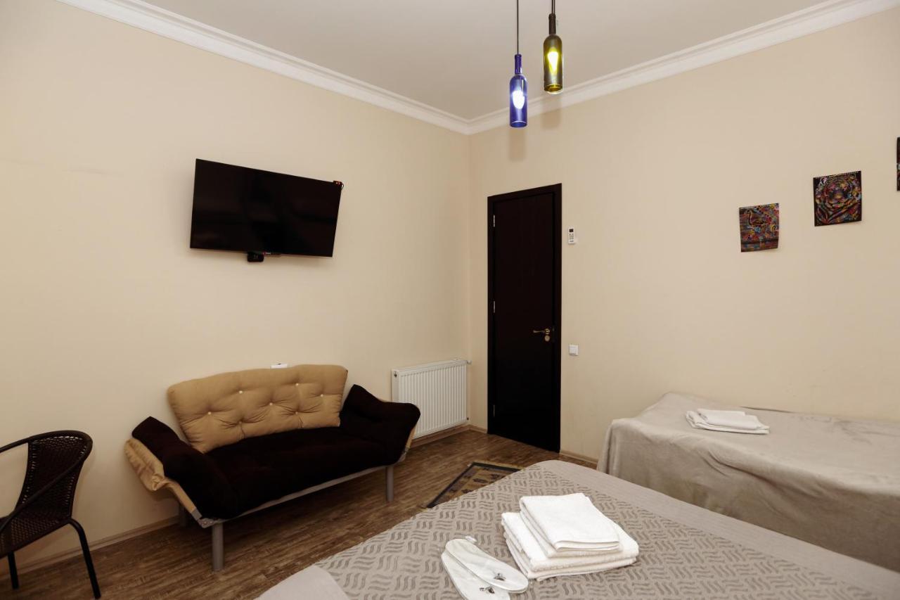 Family Apartment In Avlabari Tbilisi Eksteriør bilde